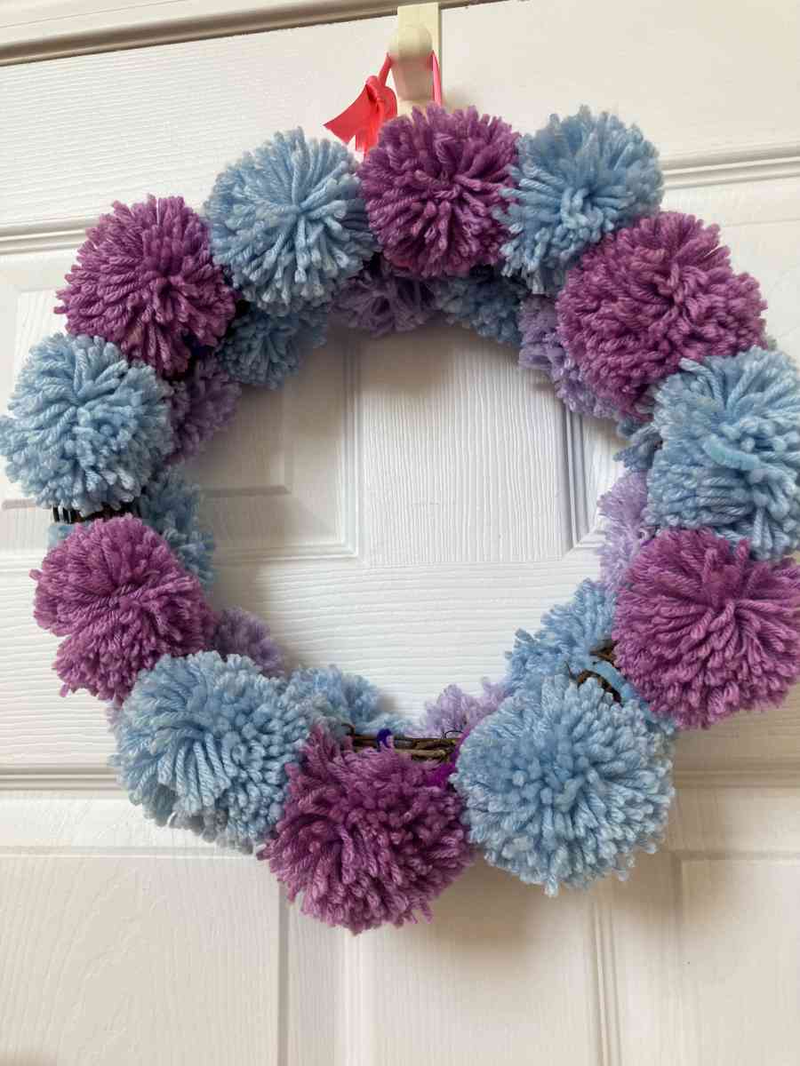 Homemade Pom Pom Wreath Cash Only Pick up in Lagrange - Lagrange, Ohio