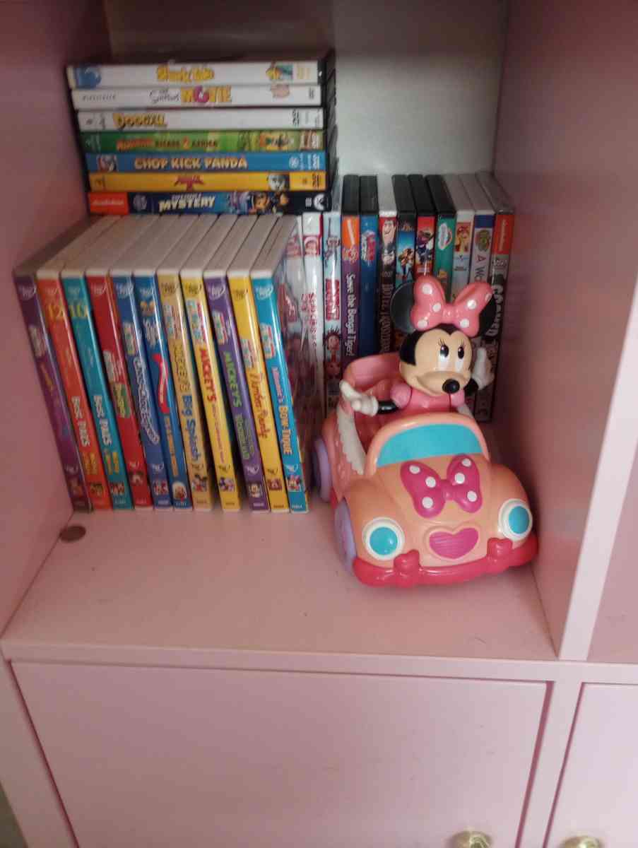 two bedroom apartment everything must go 2000 - Lebanon, Ohio - FleaMarketBay