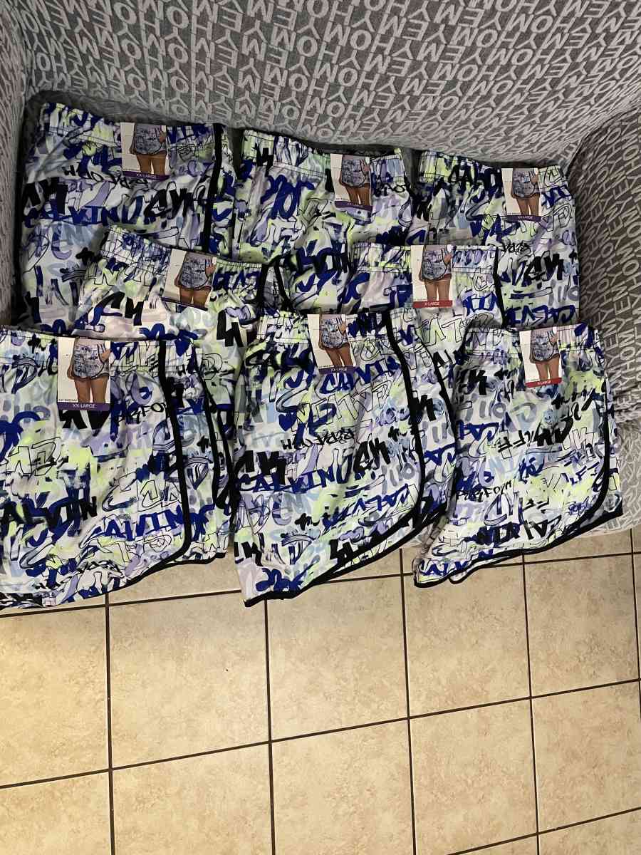CALVIN KLEIN RUNNING SHORTS SIZESXLXXL 15 EACH ONE - Pasadena, Texas