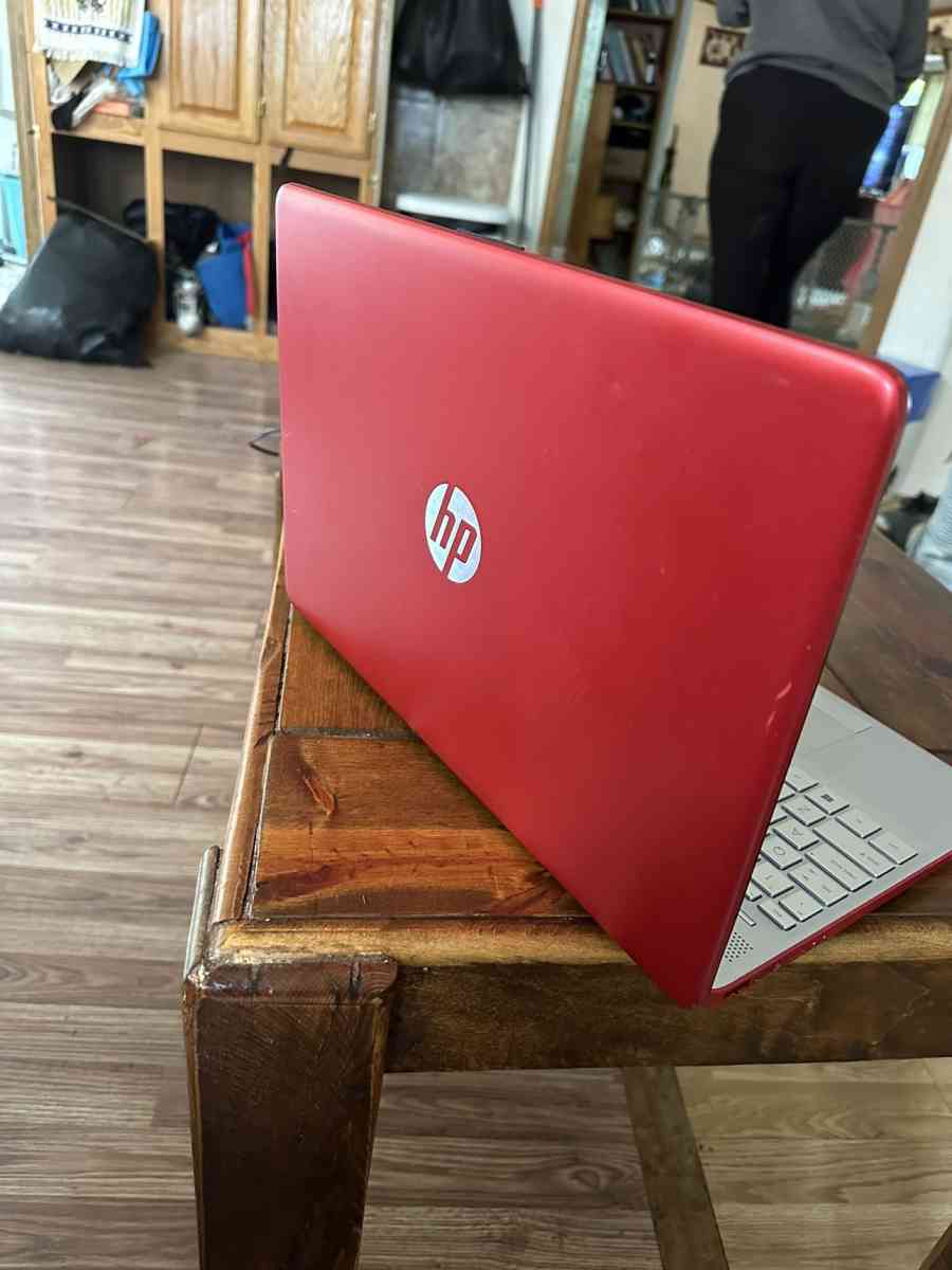 15in red HP laptop - Three Rivers, Michigan - FleaMarketBay