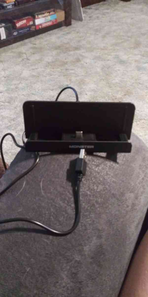 Nintendo Switch charging dock - Des Moines, Iowa