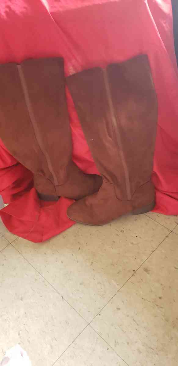 boots - Asheville, North Carolina