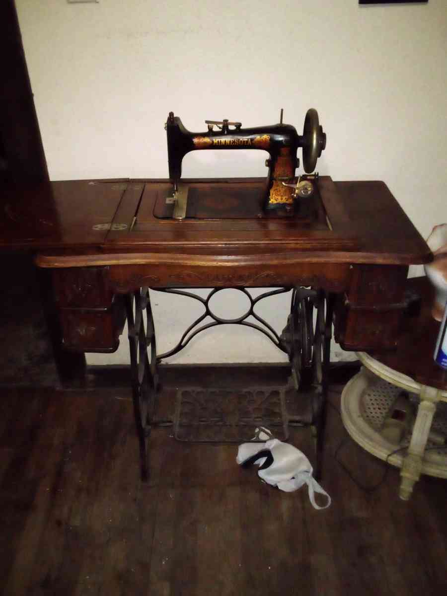 1910 sewing machine - Amarillo, Texas - FleaMarketBay