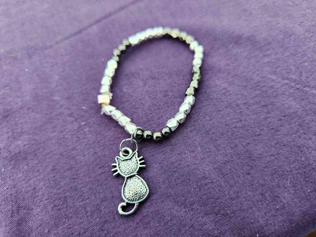 handmade bracelets  Made to order - Marlton, New Jersey - FleaMarketBay