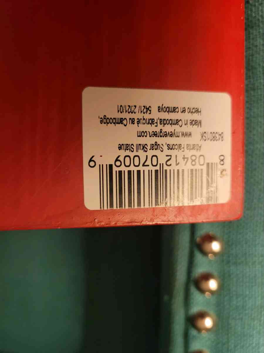 Atlanta Falcons NFL Sugar Skull Statue - Harriman, Tennessee - FleaMarketBay