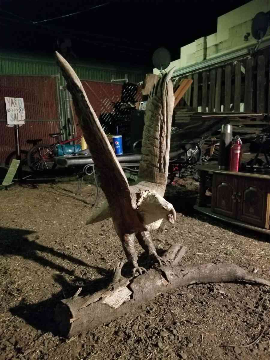 handmade wooden eagle - Juliaetta, Idaho - FleaMarketBay