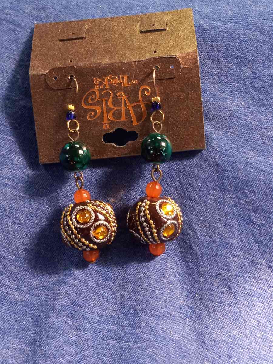 earrings - Tampa, Florida