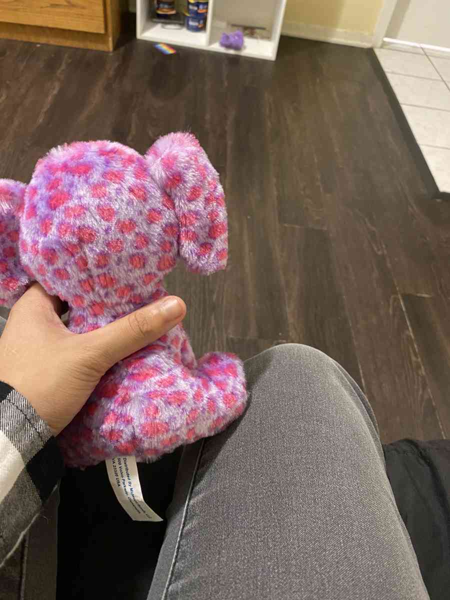 stuffed elephant - La Porte, Texas - FleaMarketBay