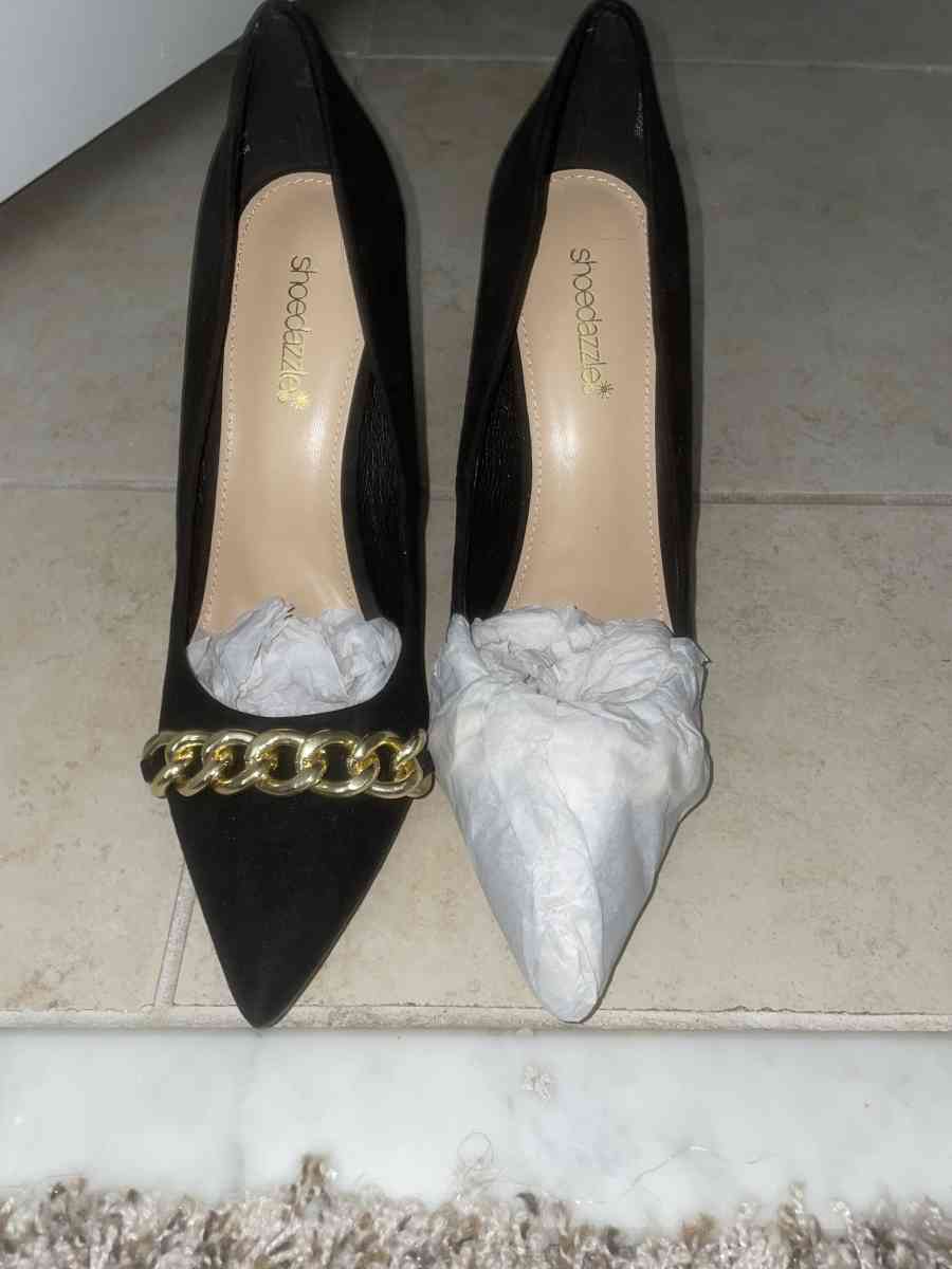 Heels - Woodbridge, Virginia - FleaMarketBay