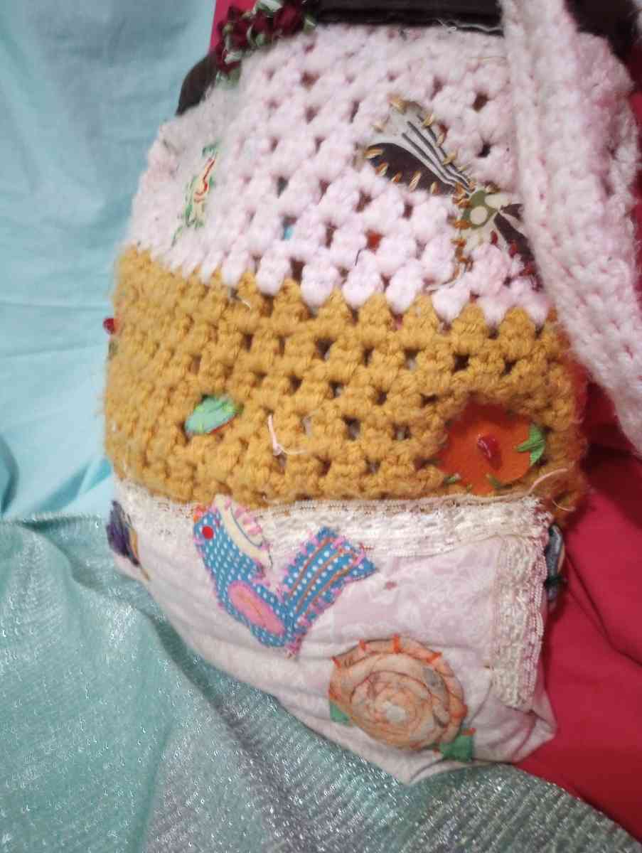 Vintage Style Crocheted Purse - Alamosa, Colorado - FleaMarketBay