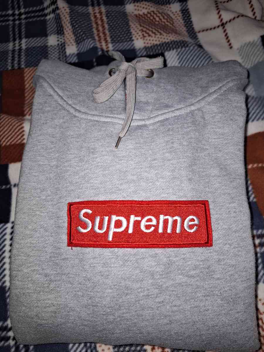 supreme hoodie - Santa Clara, California