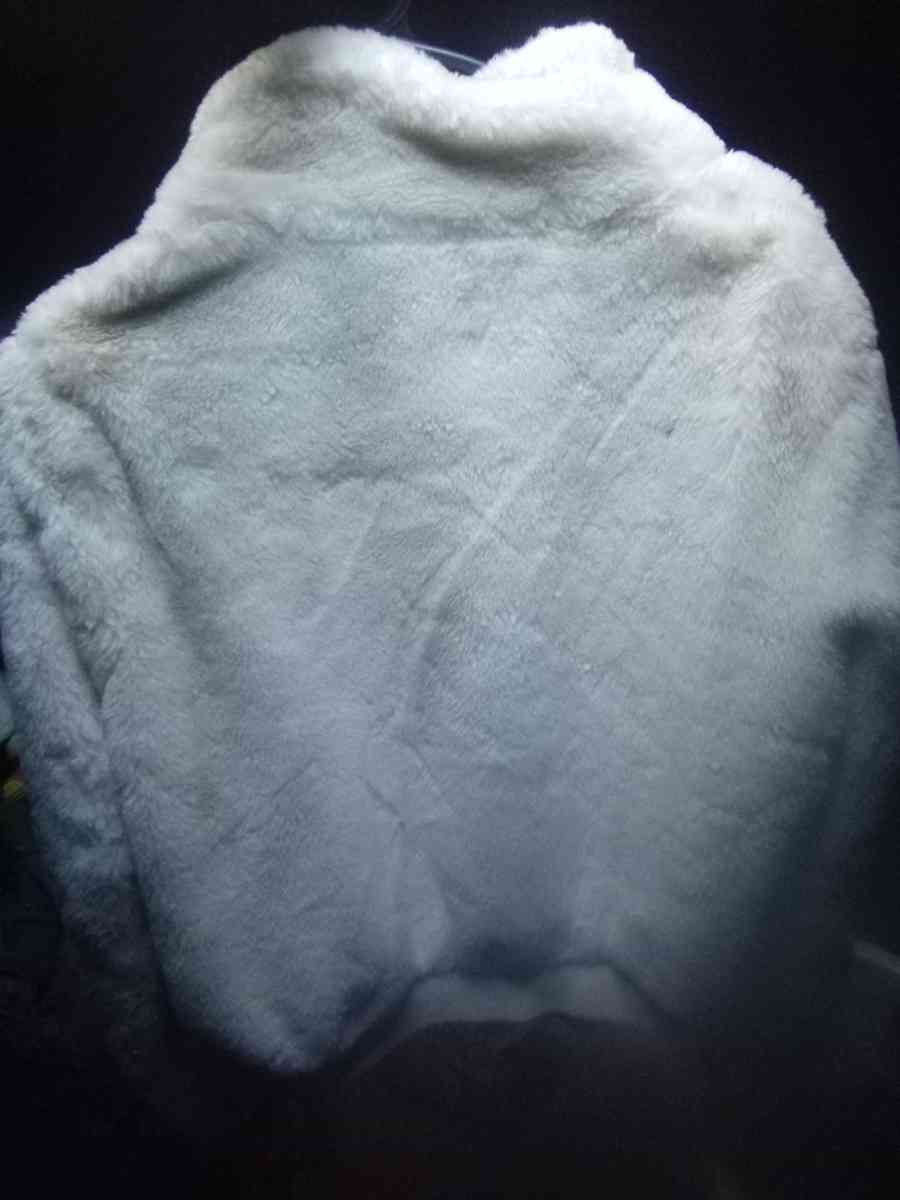 Ambiance Outwear Coat - Clarksville, Tennessee - FleaMarketBay