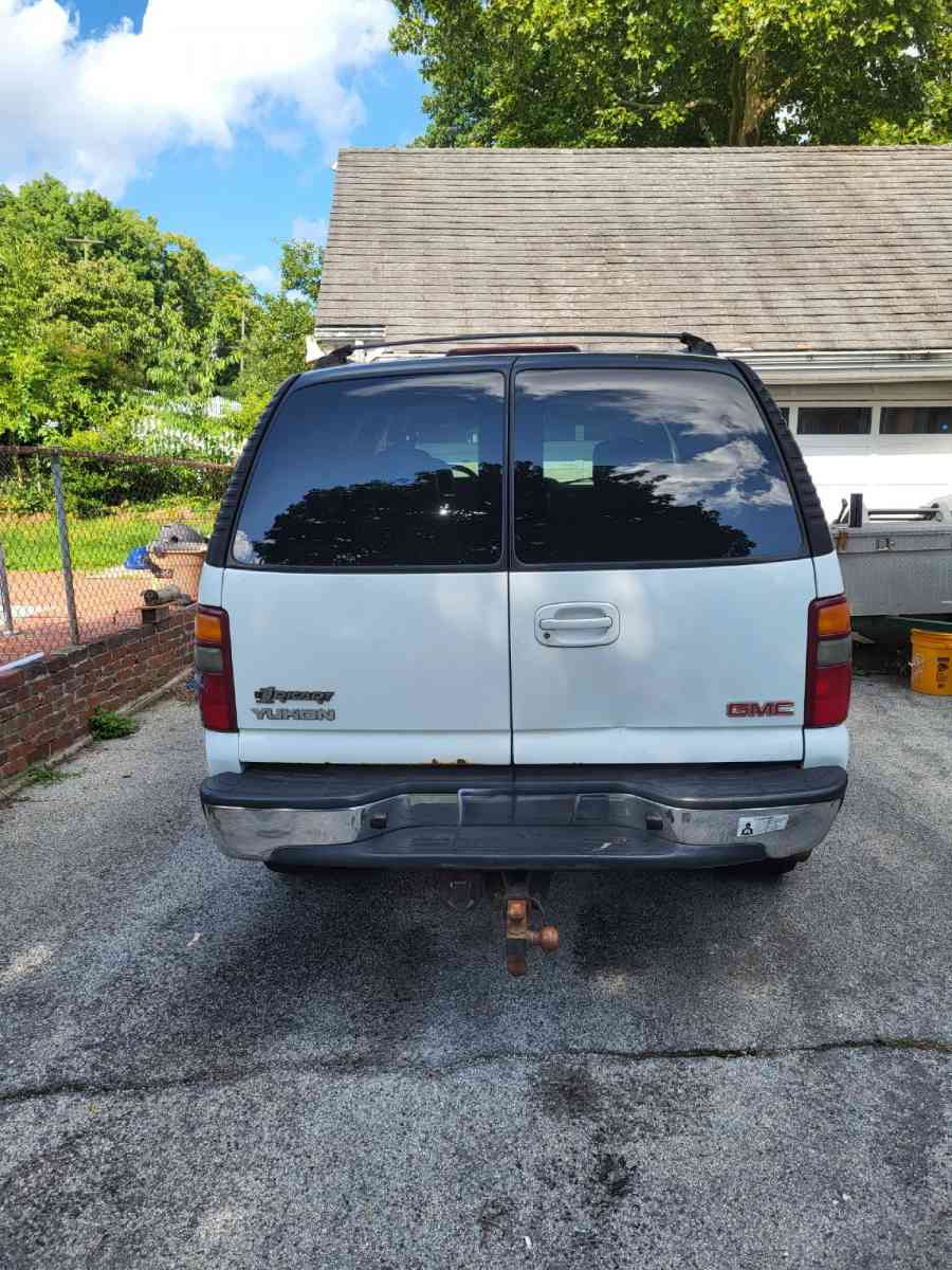 GMC Yukon 2003 - Morristown, Tennessee - FleaMarketBay
