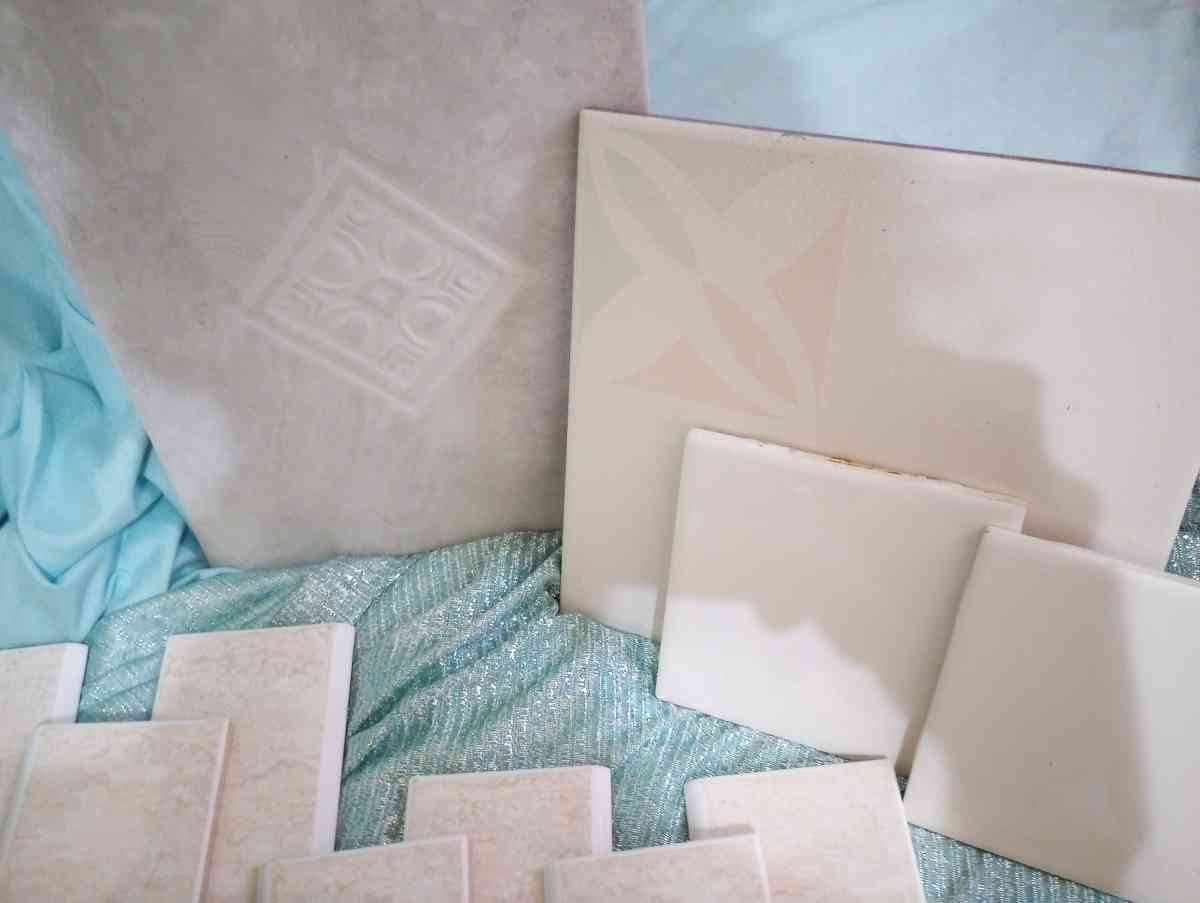 Hercules DryWall Cut Out Tool and Home and Garden Tiles - Alamosa, Colorado - FleaMarketBay