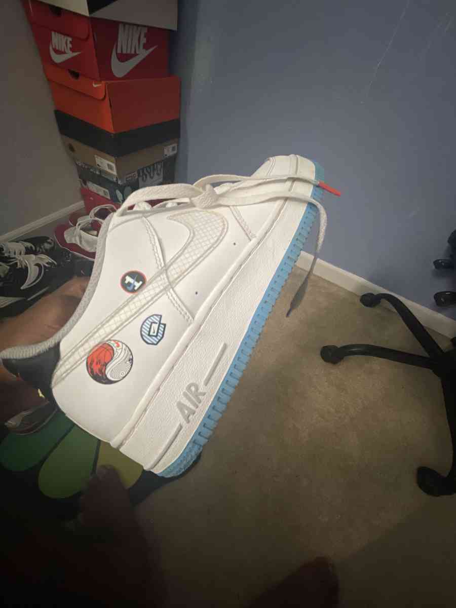 custom air forces - Statesville, North Carolina - FleaMarketBay