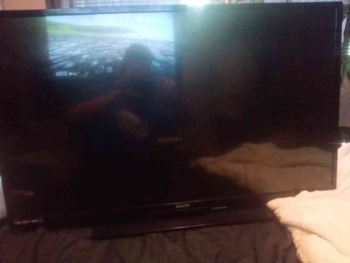 sanyo flat screen TV - Albuquerque, New Mexico - FleaMarketBay