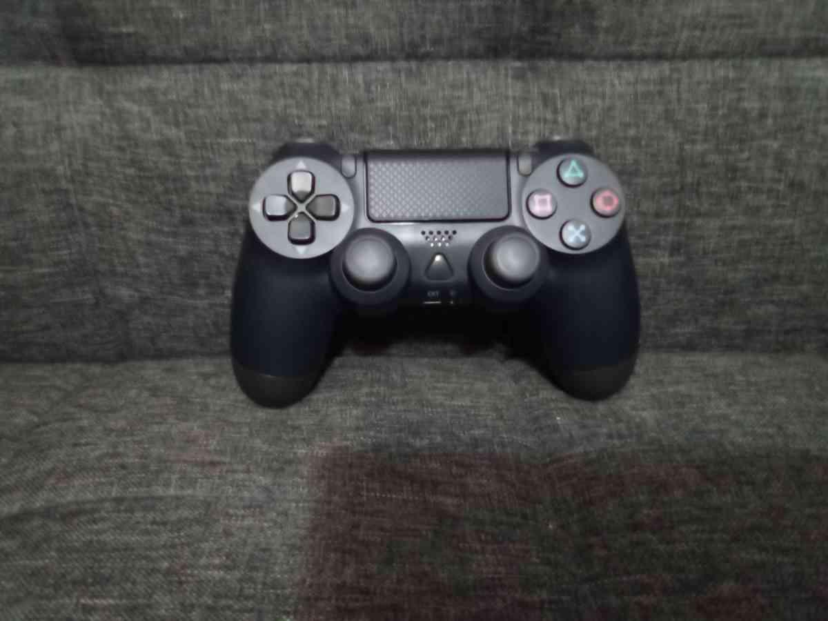 PS4 controllers - Corpus Christi, Texas - FleaMarketBay
