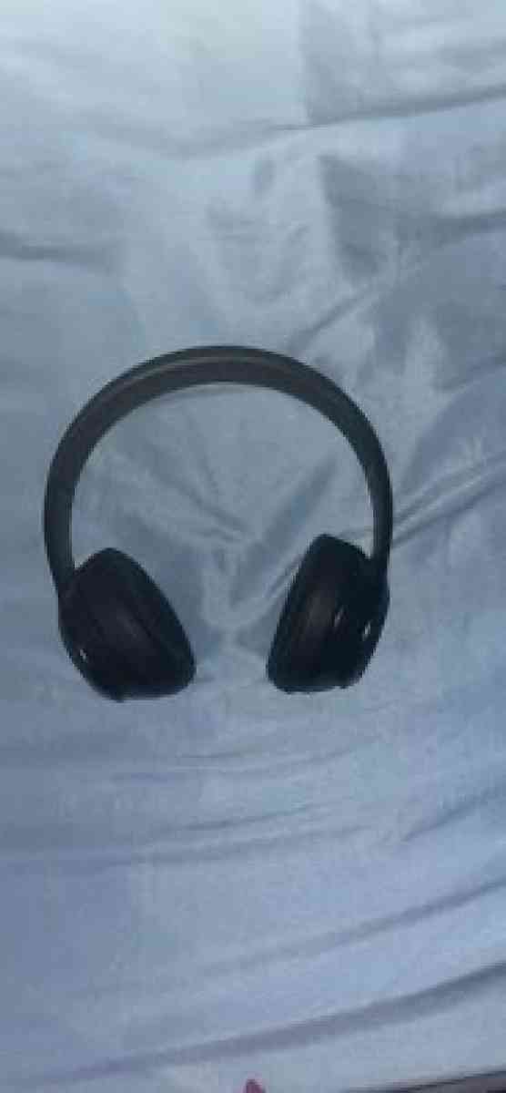 beat headphones - Lindenhurst, New York