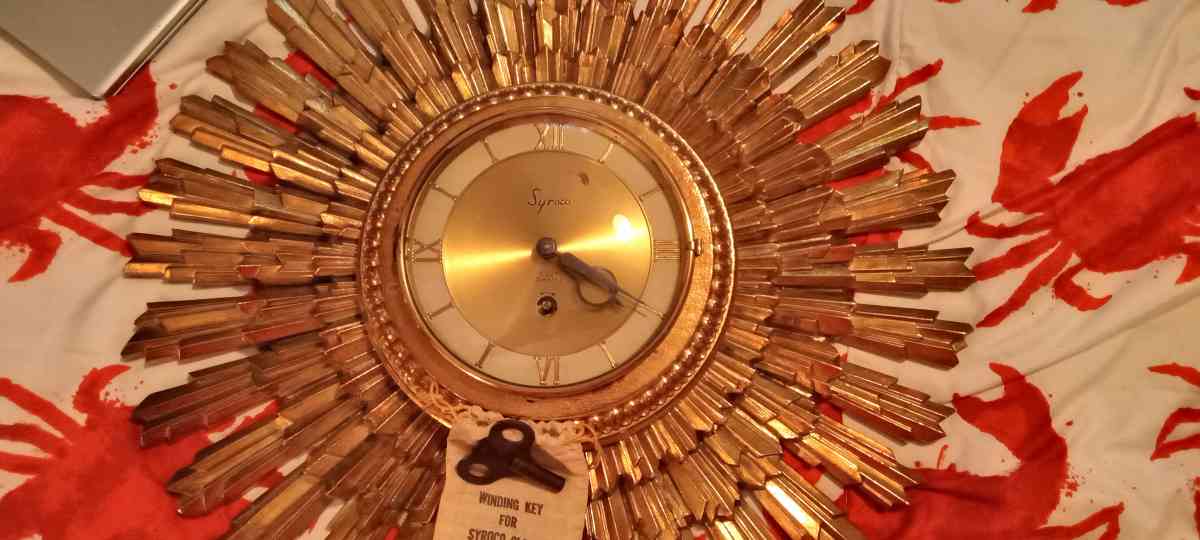 1955 syroco sunburst 8 day cycle clock
