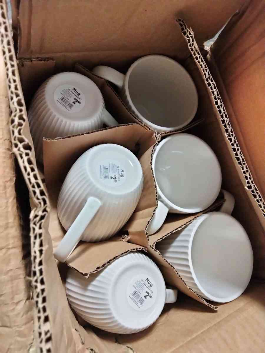 case of 12 mugs - Atlanta, Georgia - FleaMarketBay