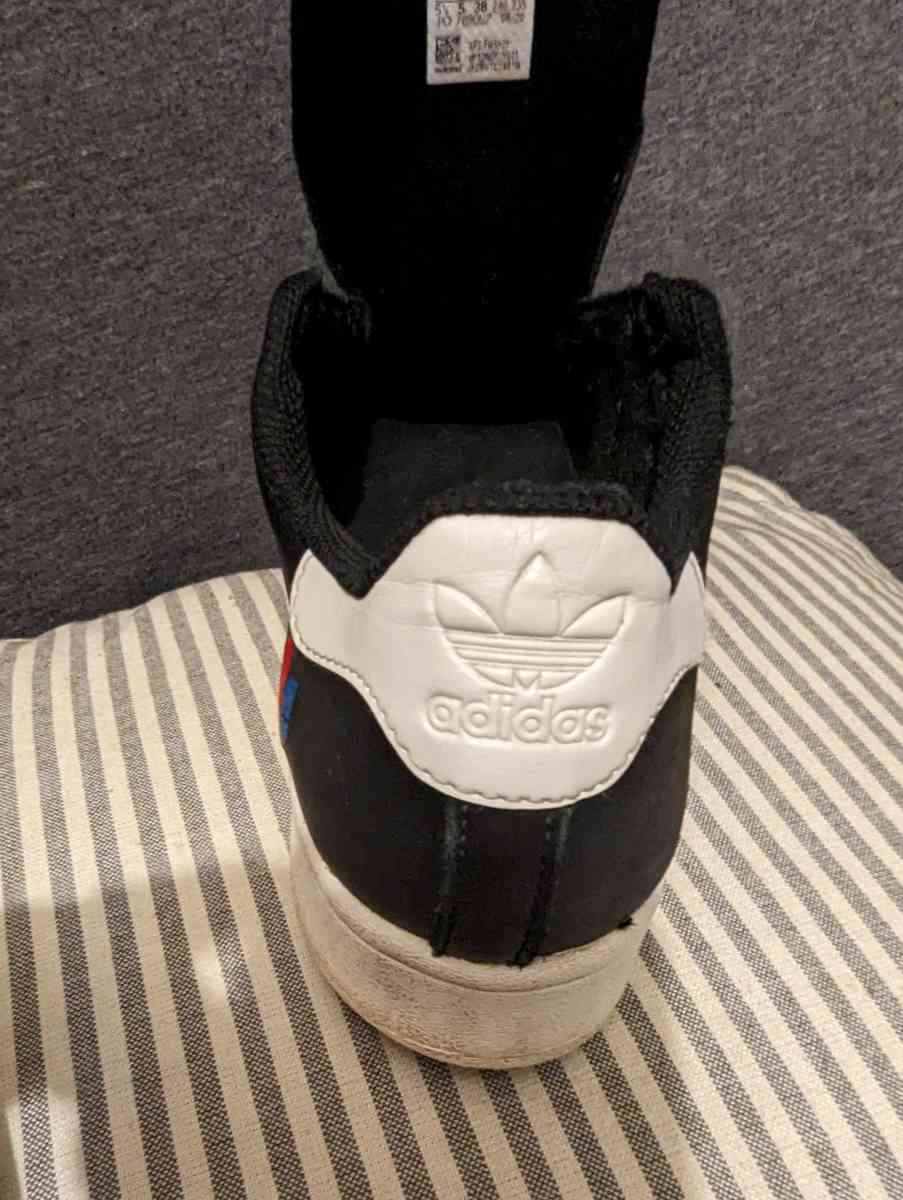 Adidas Superstar Sneakers - Muncie, Indiana - FleaMarketBay