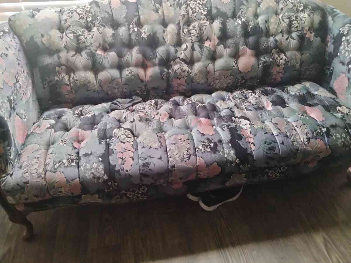 3 Pc Furniture Set Barley Used - Houston, Texas - FleaMarketBay