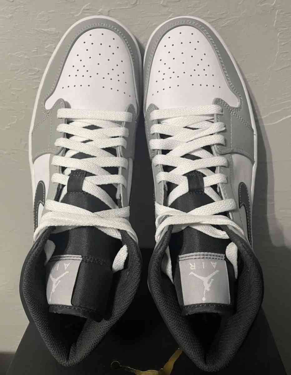 air Jordans - Acton, Massachusetts - FleaMarketBay