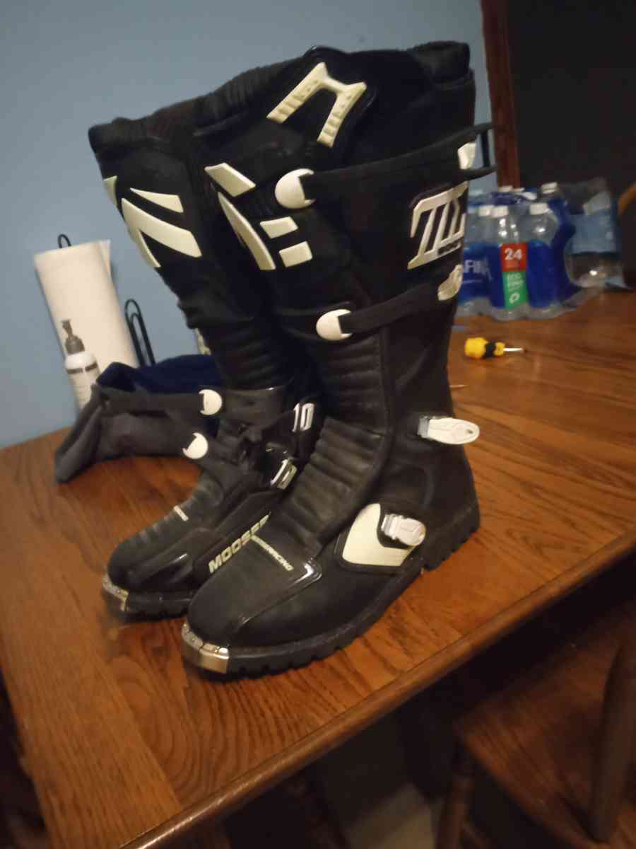 size 13 racing boots - Johnstown, Pennsylvania - FleaMarketBay