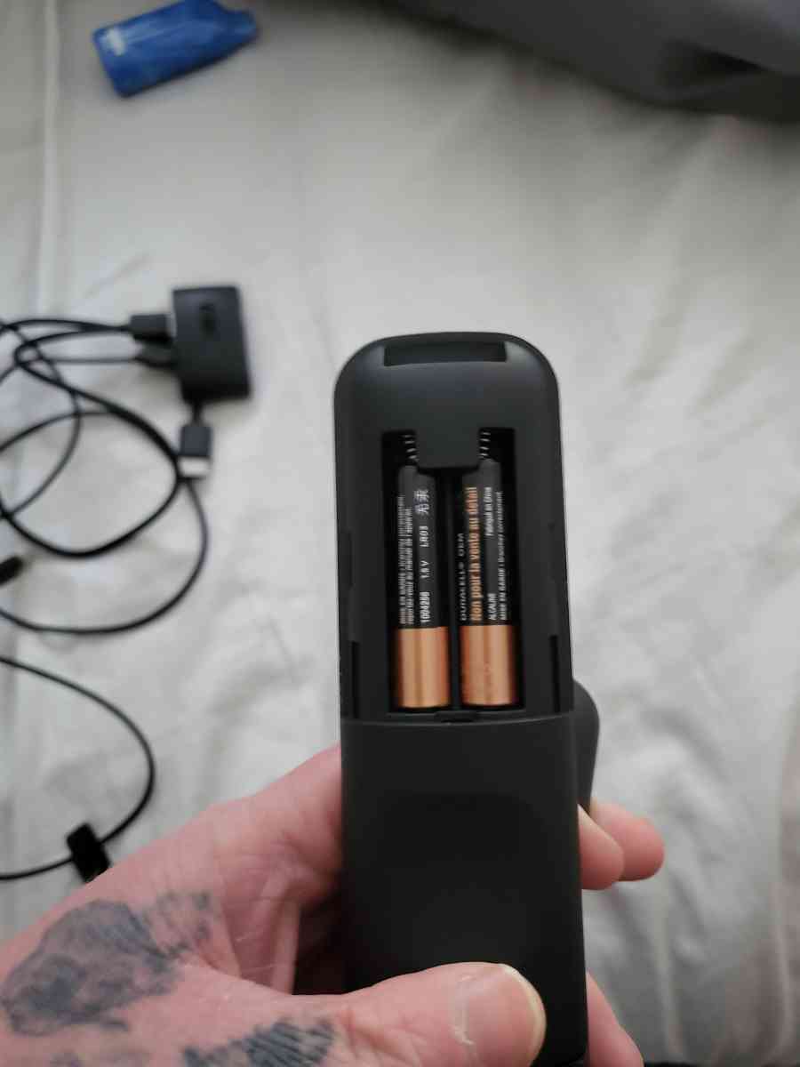 roku  new just open box - Burlington, New Jersey