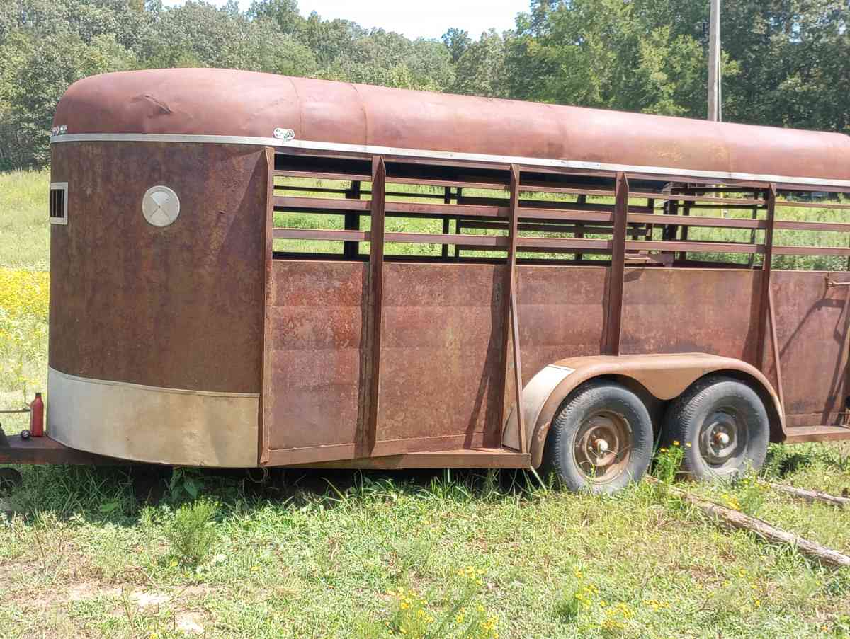 16 ft stock trailer - Strawberry, Arkansas - FleaMarketBay
