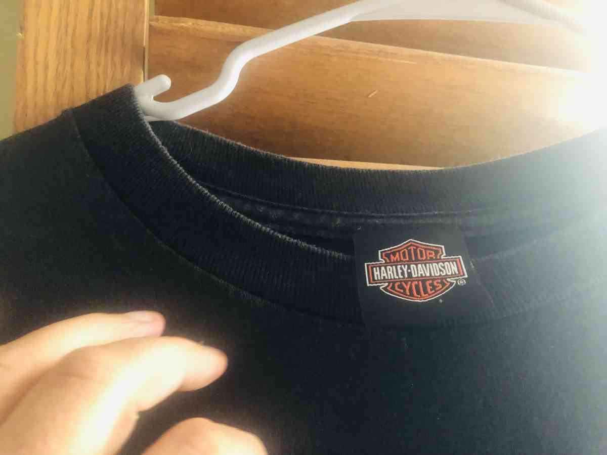 I am selling two Harley Davidson long sleeve - El Paso, Texas - FleaMarketBay