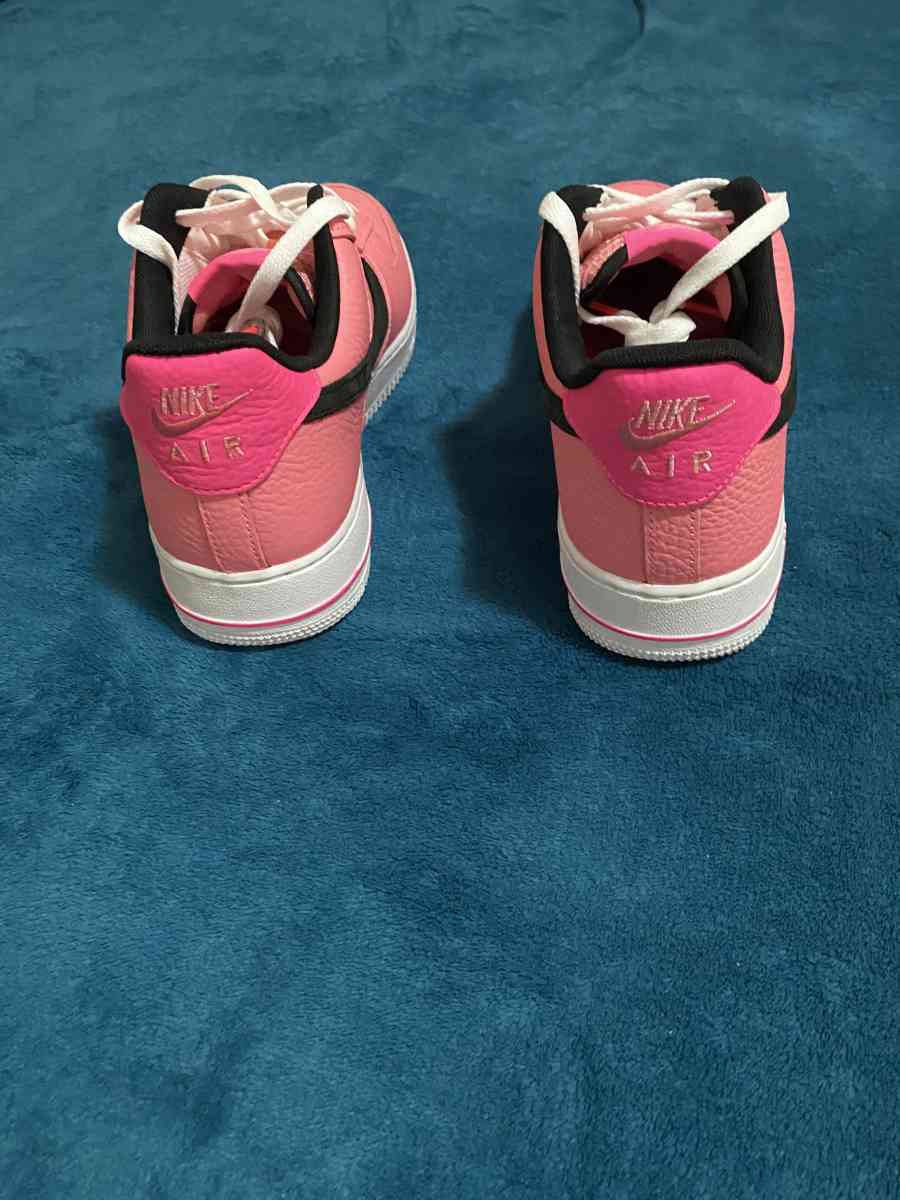 Air forces 1 pink gaze - Houston, Texas - FleaMarketBay