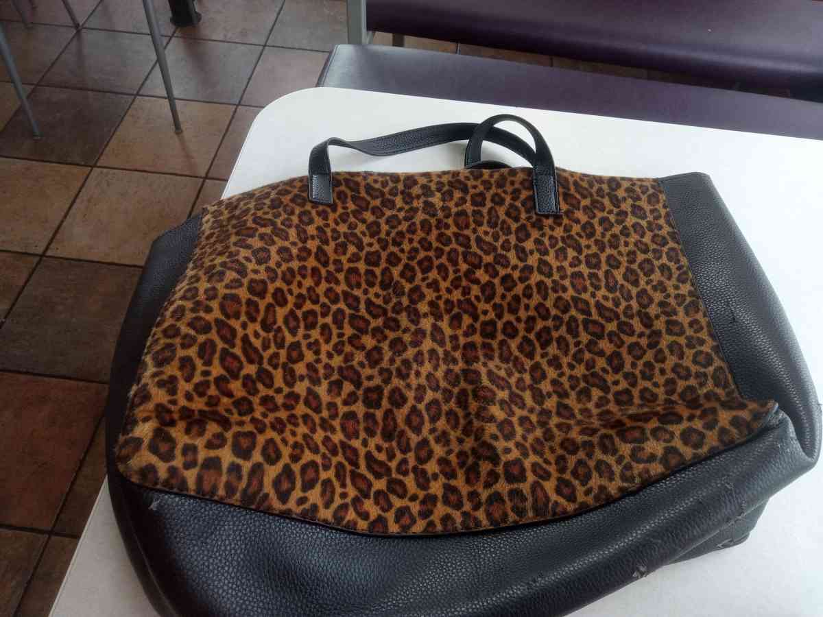 Deux Lux Bags Deux Lux Cognac Sahara Tote Animal Print Leopa - Crystal River, Florida - FleaMarketBay