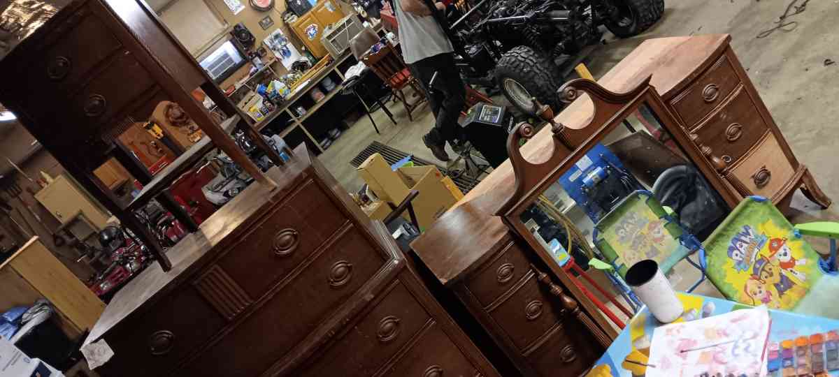 everything - East Rochester, Ohio - FleaMarketBay