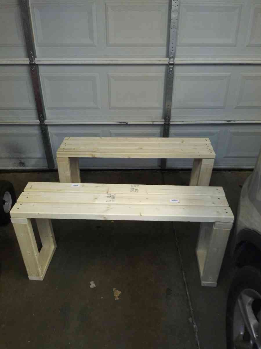 2 Benches - Mauldin, South Carolina - FleaMarketBay