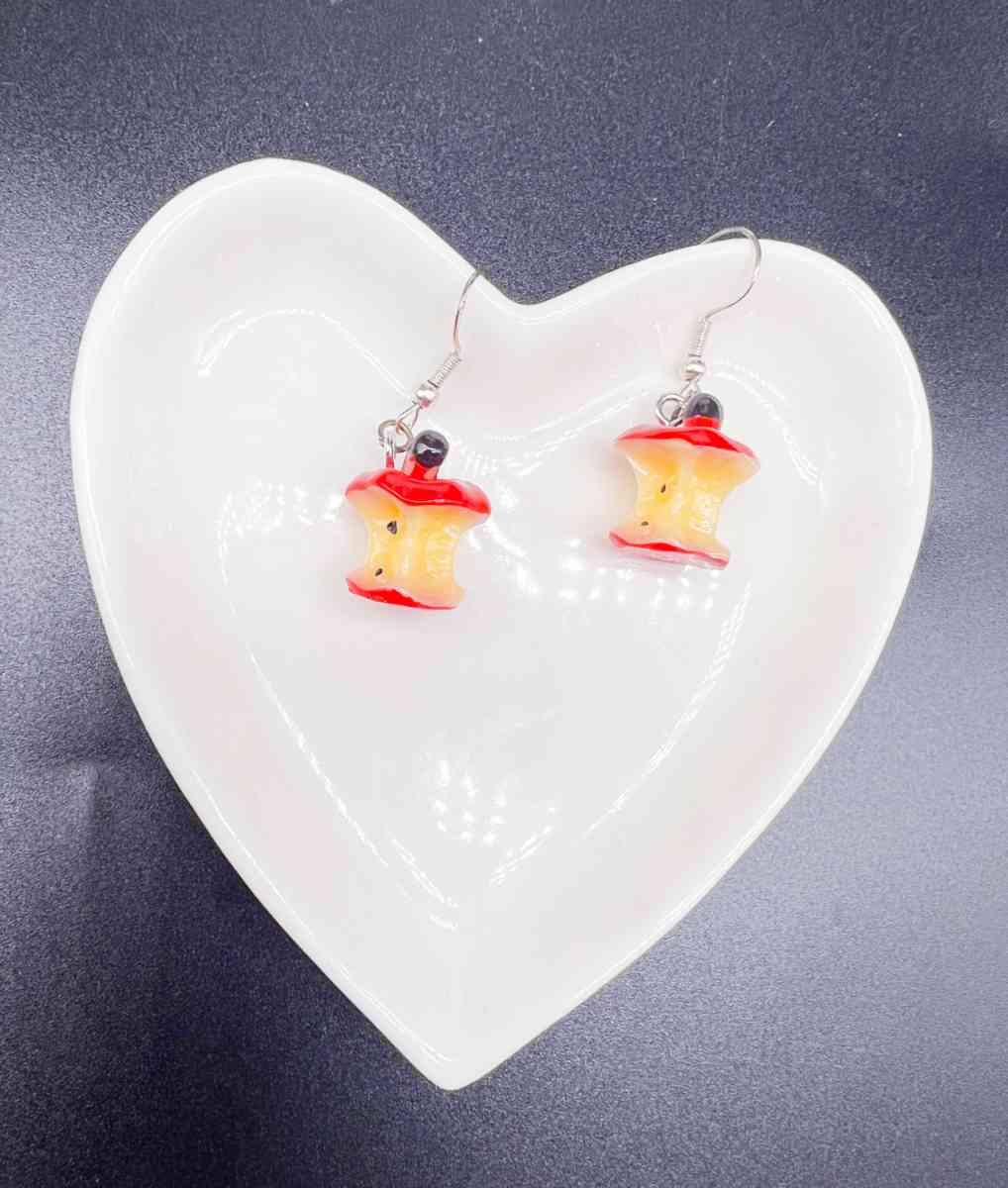 Cute Apple Core Earrings - Houston, Texas - FleaMarketBay