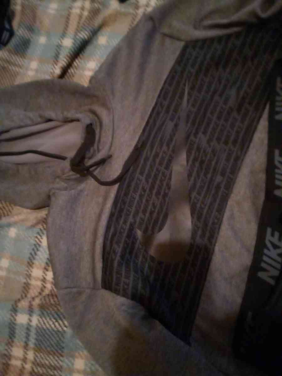 Nike outfit - Detroit, Michigan - FleaMarketBay