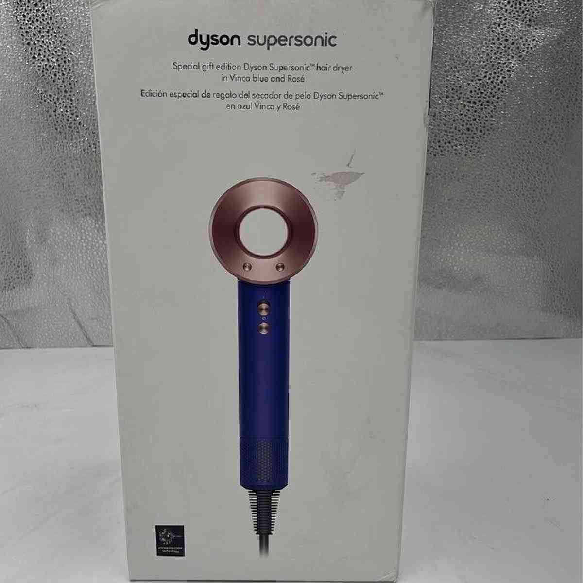 Dyson Supersonic Hairdryer Everything included Multicolor - Dingmans Ferry, Pennsylvania - FleaMarketBay