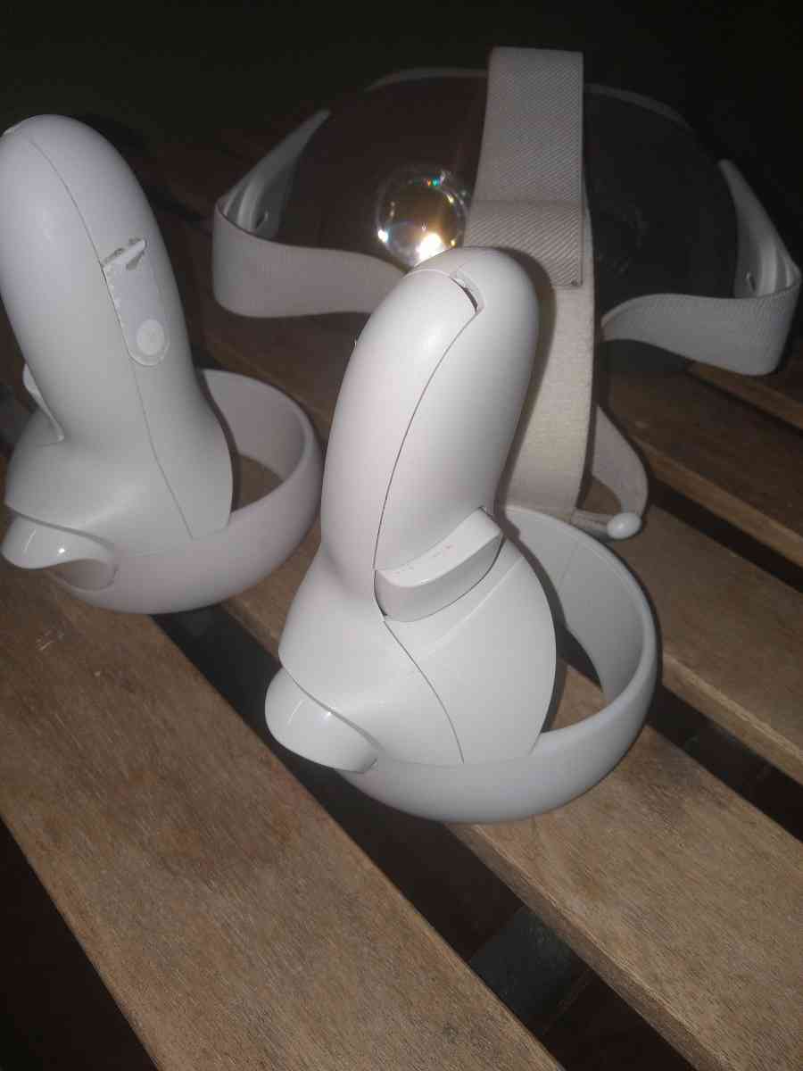 Meta quest 2 VR - San Antonio, Texas - FleaMarketBay