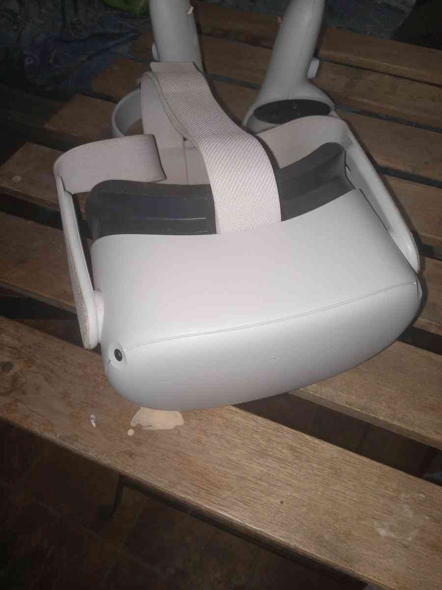 Meta quest 2 VR - San Antonio, Texas - FleaMarketBay