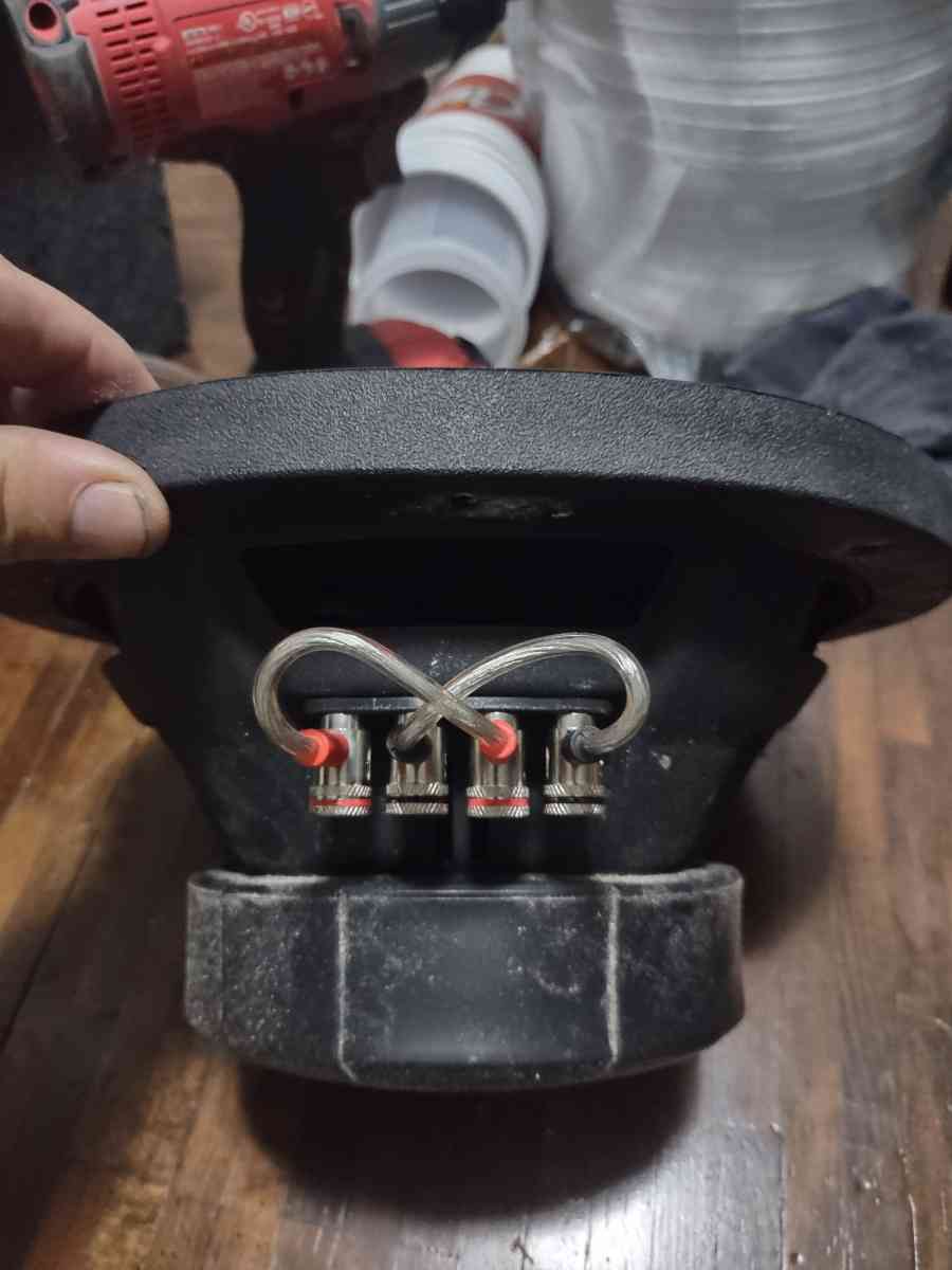 alpine competition sub in box fosgate amp - Fort Worth, Texas - FleaMarketBay