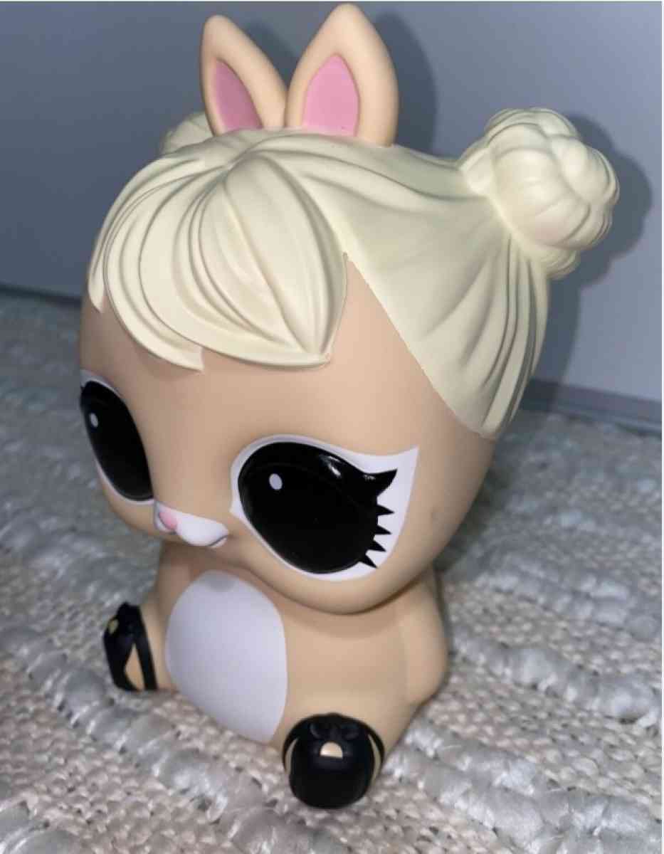 LOL Biggie pet Bank Doll Excellent used condition - Carson, California - FleaMarketBay