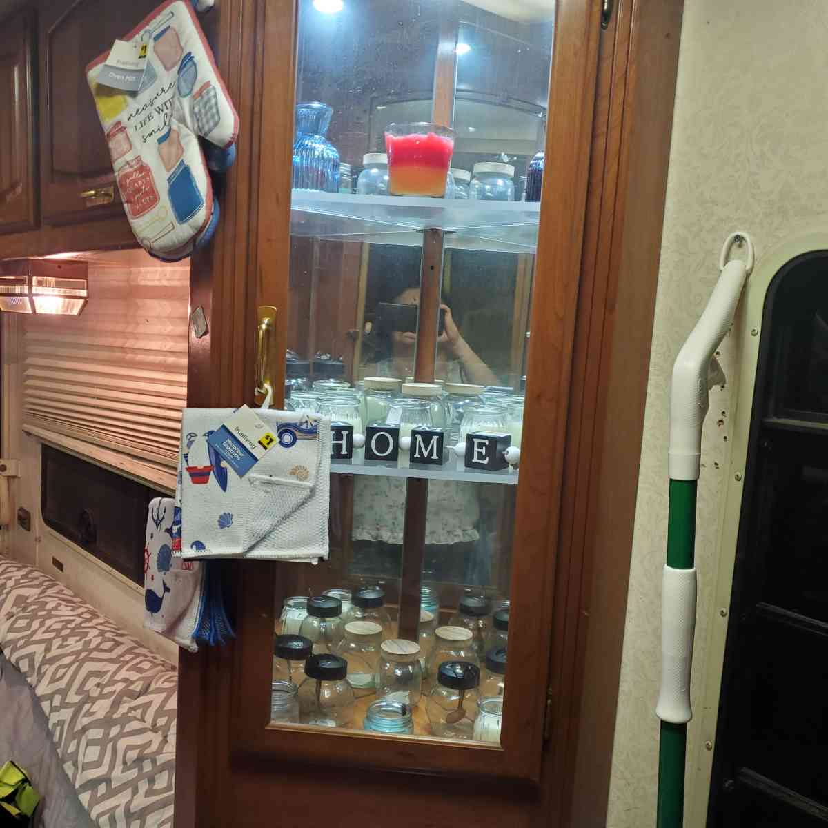 1997 Winnebago - Achilles, Virginia - FleaMarketBay