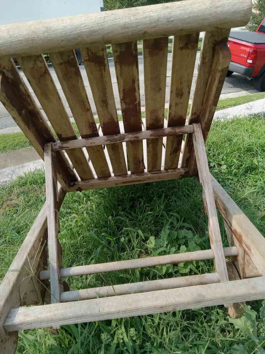 3 Antique Pool Patio Lounge Chairs - Roanoke, Virginia - FleaMarketBay