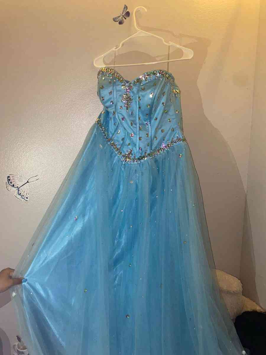 Icy Blue Quince Dress - Paradise Valley, Arizona - FleaMarketBay