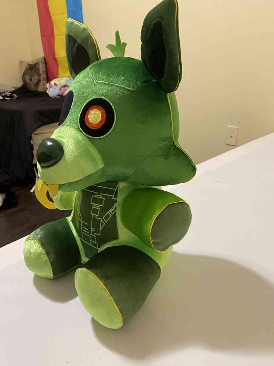 Radioactive foxy - La Porte, Texas - FleaMarketBay