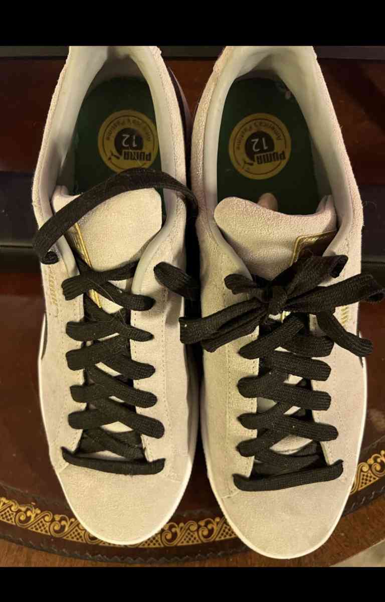Puma suede sneakers - Dedham, Massachusetts - FleaMarketBay