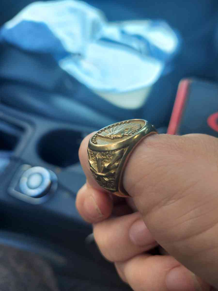 mens gold ring - Cedar Hill, Texas - FleaMarketBay