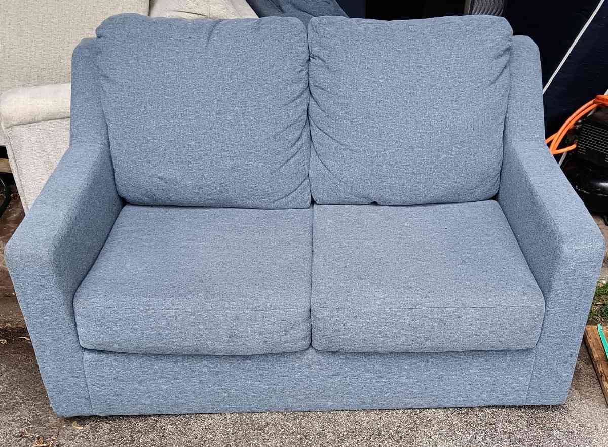 Blue ashley furniture couch - South Bend, Indiana