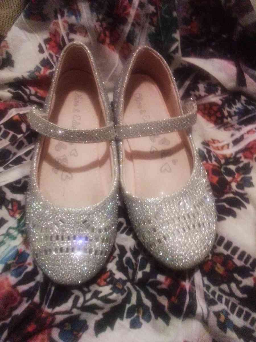 Olive and Edie Girls size 11 Mary Jane Rhinestone Shoes - Camarillo, California